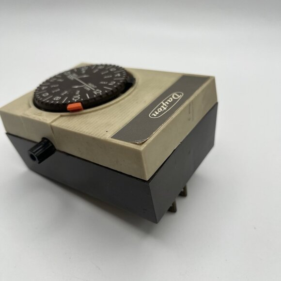 Vintage Retro Dayton 24 HR Plug In Timer Model 2E274 Mid Century USA *READ - Picture 7 of 7